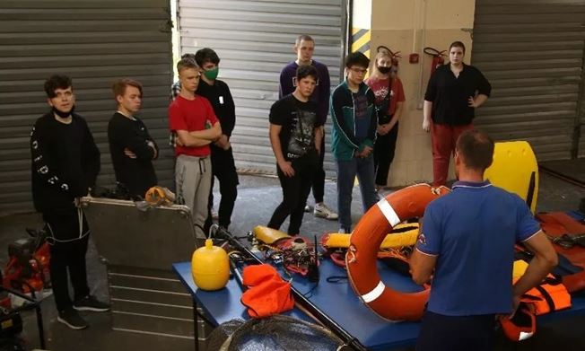   ���������� ��������� ������������� � ������� ������ ����������