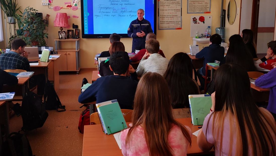 � ������ ��� � ������ �����: � ����� �������� ������������ ���������� � �������� ����� ������� �������� ����